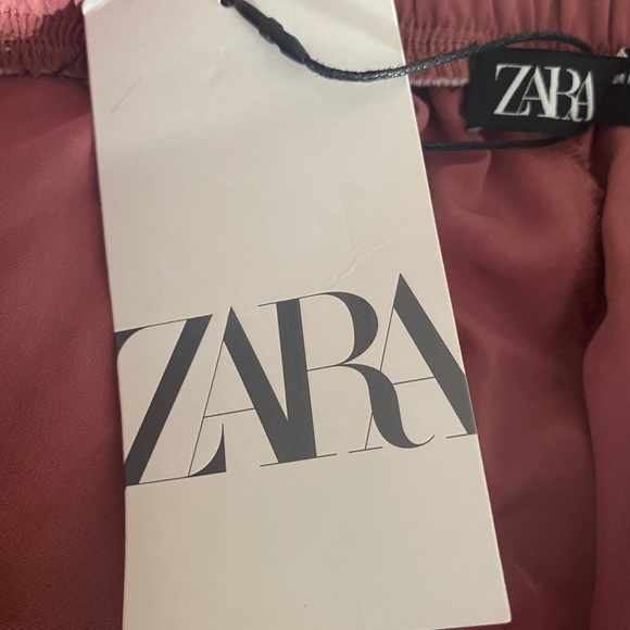 Zara dark mauve fluid cargo joggers. #zara #comfy - Picture 4 of 7